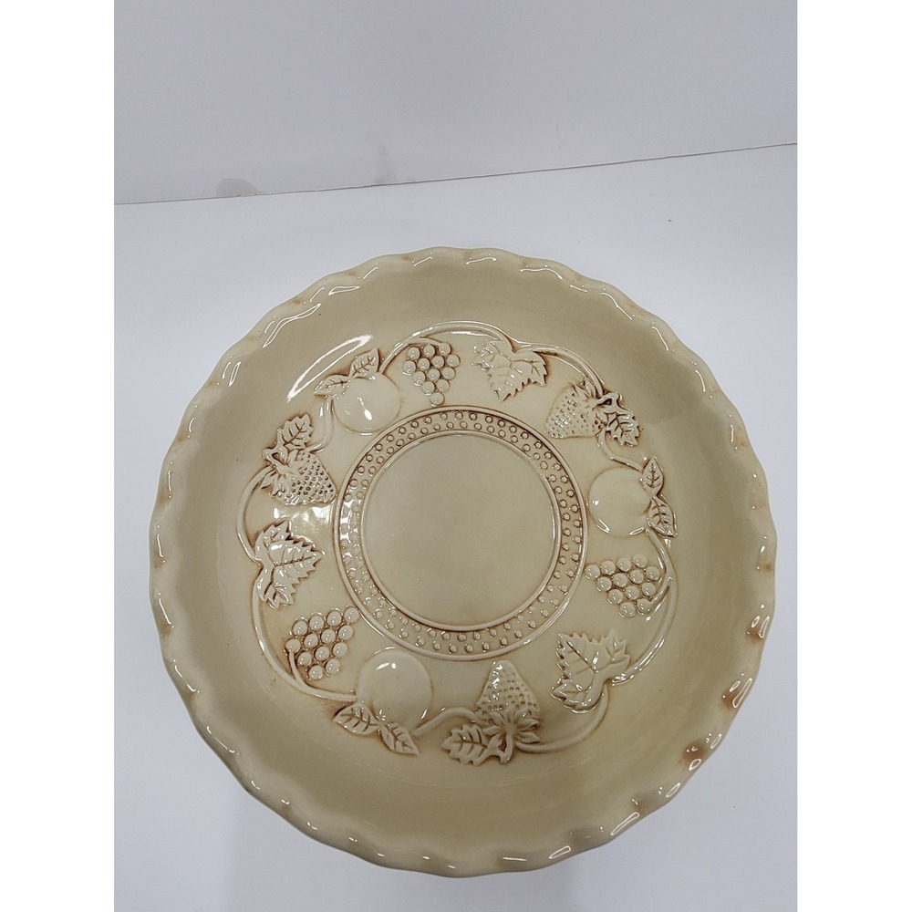 Cream Ceramic Scalloped Pie Dish Embossed Harvest Fruit Grapes Strawberry